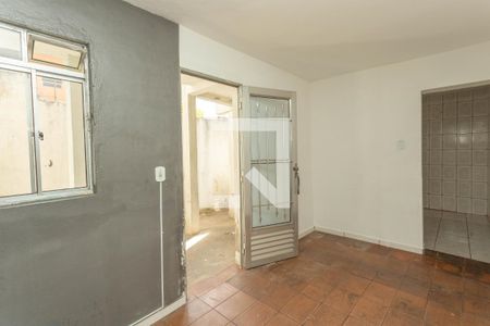 Sala  de casa para alugar com 2 quartos, 71m² em Vila Nogueira, Diadema