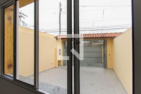 Vista da Sala de casa para alugar com 2 quartos, 69m² em Jardim Robru, São Paulo