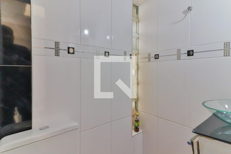 Apartamento à venda com 108m², 2 quartos e 1 vaga Apartamento à venda com 108m², 2 quartos e 1 vagaBanheiro Cobertura