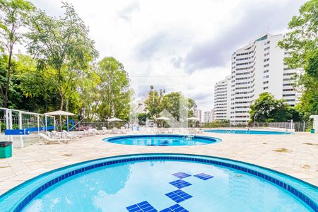 Apartamento à venda com 108m², 2 quartos e 1 vaga Apartamento à venda com 108m², 2 quartos e 1 vagaÁrea comum - Piscina
