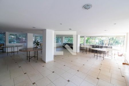 Apartamento à venda com 108m², 2 quartos e 1 vaga Apartamento à venda com 108m², 2 quartos e 1 vagaÁrea comum - Salão de festas