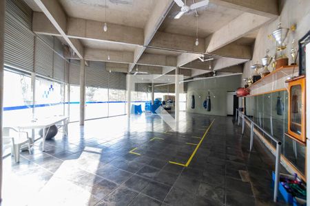 Apartamento à venda com 108m², 2 quartos e 1 vaga Apartamento à venda com 108m², 2 quartos e 1 vagaClube