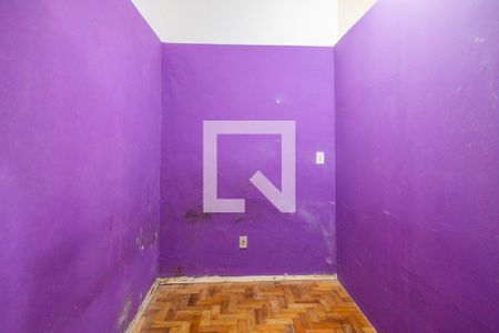 Quarto  de apartamento à venda com 1 quarto, 40m² em Farroupilha, Porto Alegre