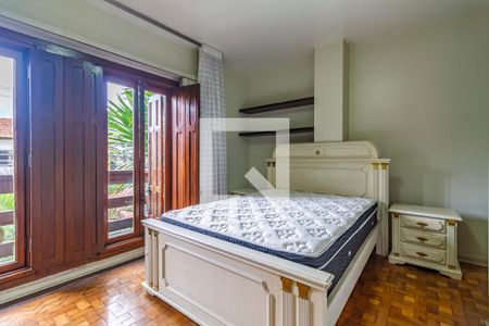Suíte 1 de casa à venda com 3 quartos, 244m² em Vila Madalena, São Paulo