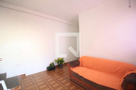 Sala 2 de casa para alugar com 2 quartos, 160m² em Vila Invernada, São Paulo