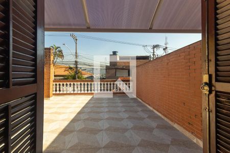 Vista da Sala de casa para alugar com 3 quartos, 350m² em Parque Pinheiros, Taboão da Serra