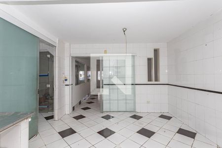 Casa à venda com 255m², 5 quartos e 2 vagas Casa à venda com 255m², 5 quartos e 2 vagasCozinha