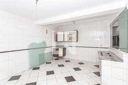 Casa à venda com 255m², 5 quartos e 2 vagas Casa à venda com 255m², 5 quartos e 2 vagasCozinha