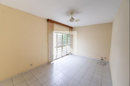 Sala de casa para alugar com 3 quartos, 150m² em Parque Residencial Bom Conselho, Taubaté