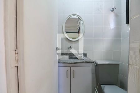 Lavabo  de apartamento para alugar com 3 quartos, 100m² em Loteamento João Batista Julião, Guarujá