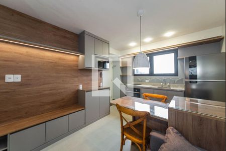 Sala - Cozinha Integrada de apartamento para alugar com 1 quarto, 42m² em Vila Cordeiro, São Paulo