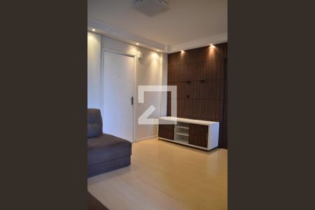 Sala de apartamento para alugar com 2 quartos, 50m² em Água Verde, Curitiba