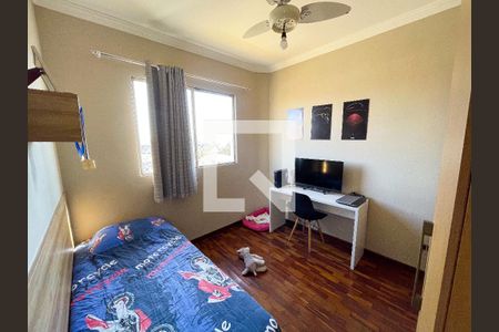 Quarto 1 de apartamento à venda com 2 quartos, 60m² em Novo Eldorado, Contagem