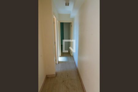 Corredor de apartamento para alugar com 2 quartos, 63m² em Loteamento Chácara Prado, Campinas