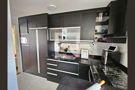 Apartamento à venda com 2 quartos, 56m² em Moema, São Paulo