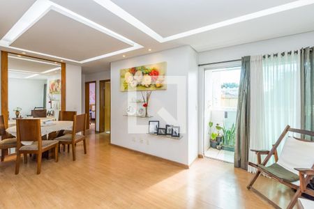 Sala de apartamento para alugar com 3 quartos, 100m² em João Pinheiro, Belo Horizonte