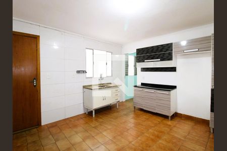 Sala/Cozinha de casa para alugar com 1 quarto, 25m² em Parque Edu Chaves, São Paulo
