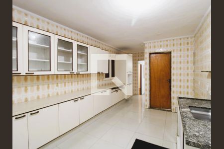 Cozinha de casa à venda com 4 quartos, 100m² em Parque Edu Chaves, São Paulo