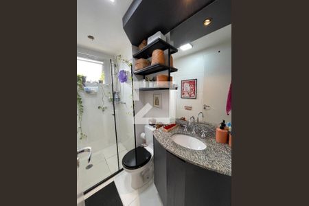 Banheiro de kitnet/studio para alugar com 1 quarto, 37m² em Vila Gomes, São Paulo