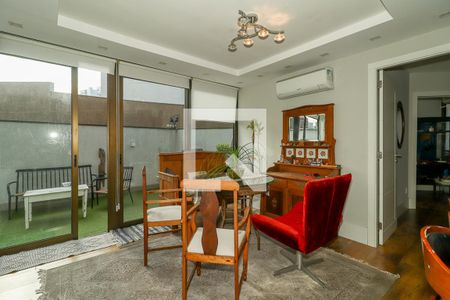 Sala de apartamento para alugar com 2 quartos, 70m² em Independência, Porto Alegre