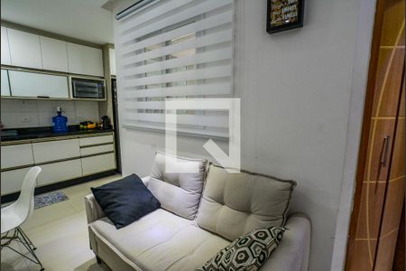 Sala de apartamento à venda com 2 quartos, 37m² em Jardim Cristiane, Santo André