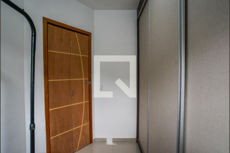 Quarto 2 de apartamento à venda com 2 quartos, 37m² em Jardim Cristiane, Santo André