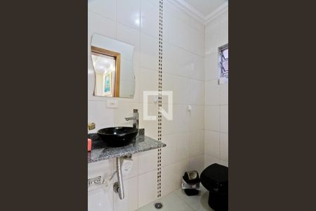 Lavabo de casa para alugar com 3 quartos, 270m² em Vila Pereira Barreto, São Paulo