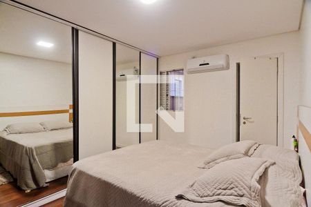 Suíte 1 de casa à venda com 3 quartos, 240m² em Vila Pereira Barreto, São Paulo