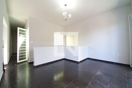 Sala de casa à venda com 3 quartos, 200m² em Jardim Antonio Von Zuben, Campinas
