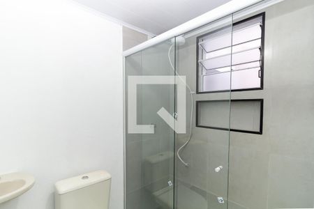 Banheiro de casa para alugar com 1 quarto, 35m² em Jardim Planalto, São Paulo