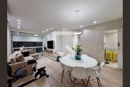 Apartamento à venda com 105m², 3 quartos e 2 vagasSala