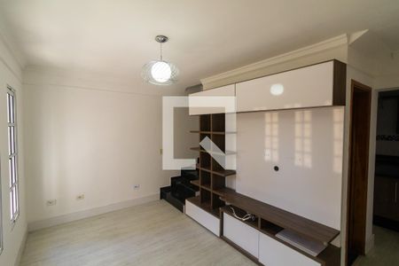 Sala de casa de condomínio à venda com 2 quartos, 70m² em Vila Nhocune, São Paulo