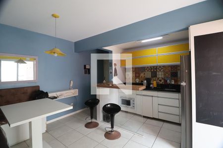 Sala/Cozinha de apartamento à venda com 2 quartos, 49m² em Bairro Fátima, Canoas