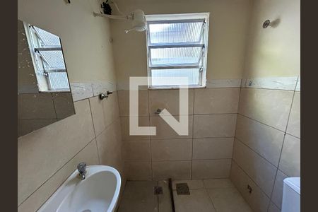 Banheiro de casa para alugar com 1 quarto, 44m² em Madureira, Rio de Janeiro
