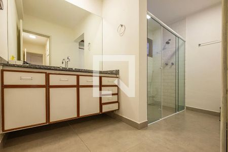 Suíte  - Banheiro de apartamento para alugar com 4 quartos, 219m² em Jardim Paulista, São Paulo