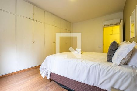 Suíte  de apartamento para alugar com 4 quartos, 219m² em Jardim Paulista, São Paulo