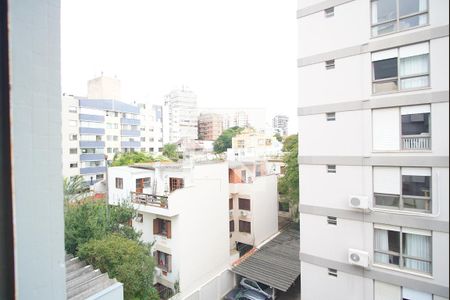 Quarto 2 - Vista de apartamento para alugar com 3 quartos, 73m² em Higienópolis, Porto Alegre