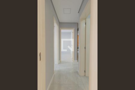 Corredor  de apartamento para alugar com 3 quartos, 63m² em Igara, Canoas