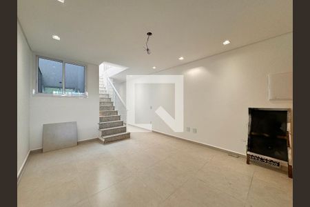 Sala de casa à venda com 3 quartos, 130m² em Utinga, Santo André