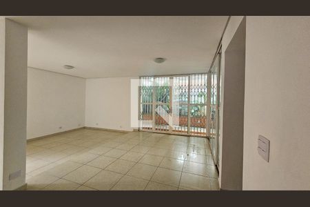 Sala de casa à venda com 7 quartos, 250m² em Socorro, São Paulo