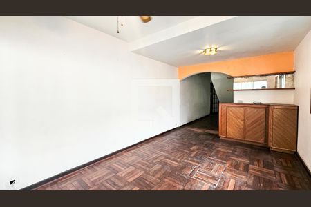 Sala de casa à venda com 5 quartos, 180m² em Vila California(zona Sul), São Paulo