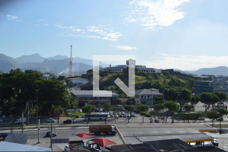 Vista da Varanda  de apartamento para alugar com 3 quartos, 74m² em Taquara, Rio de Janeiro