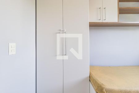 Dormitório 1 de apartamento para alugar com 3 quartos, 68m² em Jardim Carvalho, Porto Alegre