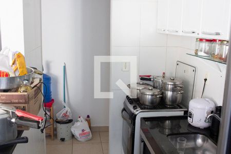 Cozinha de apartamento para alugar com 2 quartos, 42m² em Vila Urupês, Suzano