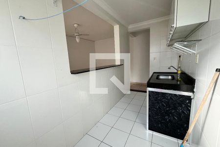 Cozinha e Área de Serviço de apartamento para alugar com 2 quartos, 42m² em Vila Urupês, Suzano