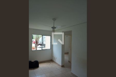 Sala de apartamento para alugar com 2 quartos, 42m² em Vila Urupês, Suzano