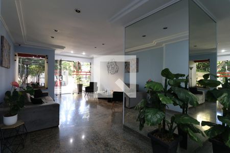 Hall de entrada de apartamento à venda com 3 quartos, 90m² em Barra Funda, São Paulo