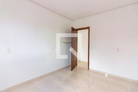 Quarto 2 de casa para alugar com 2 quartos, 80m² em Km 18, Osasco
