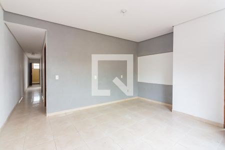 Sala  de casa para alugar com 2 quartos, 80m² em Km 18, Osasco