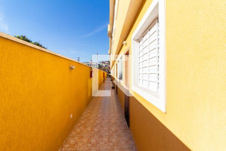Casa de condomínio à venda com 46m², 2 quartos e 1 vaga Casa de condomínio à venda com 46m², 2 quartos e 1 vagaCorredor